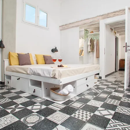 Lu Gamasinu Di Ziu Vittorio * Santa Teresa Gallura